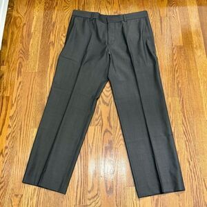 Hugo Boss CRAVEN Dark Brown Three Season Flat Front Dress Pants. Size 36
